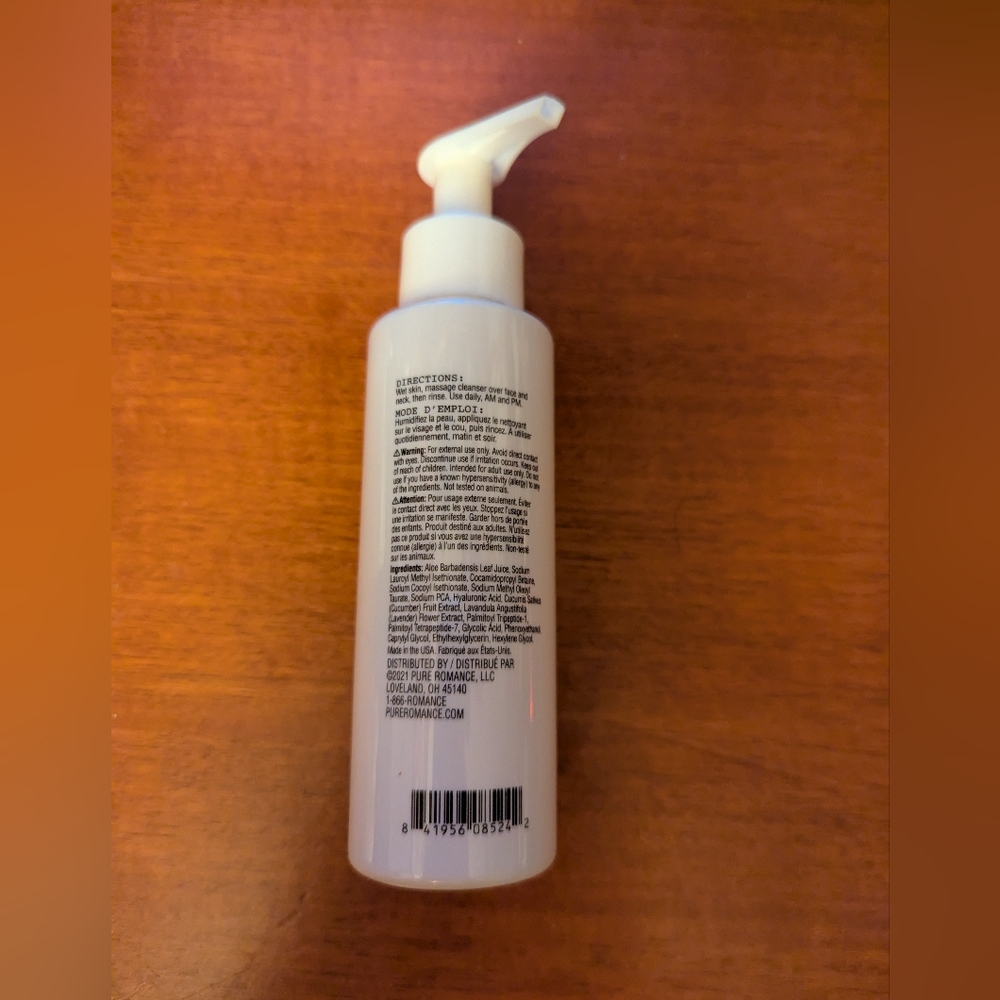 Uncovered Skin Care Firm & Smooth Cleanser - Picture 2 of 2